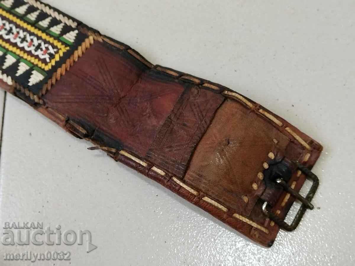 Auction  Old ethnic leather belt costume