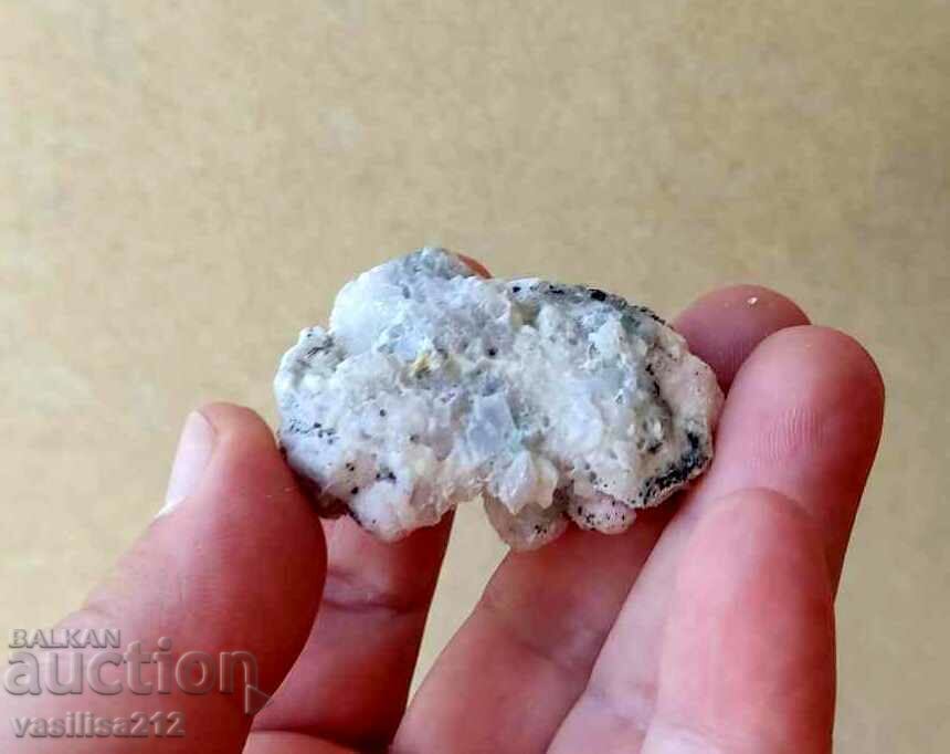 Auction Rhodochrosite with quartz Auction Rhodochrosite with quartz