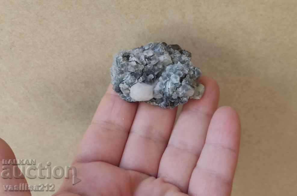 Quartz on sphalerite with price 8.00 BGN | € 4.09