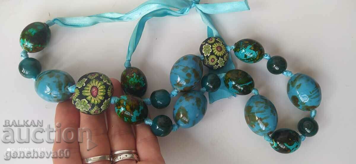 Παράδοση Όμορφο κολιέ μόδας Παράδοση Όμορφο κολιέ μόδας