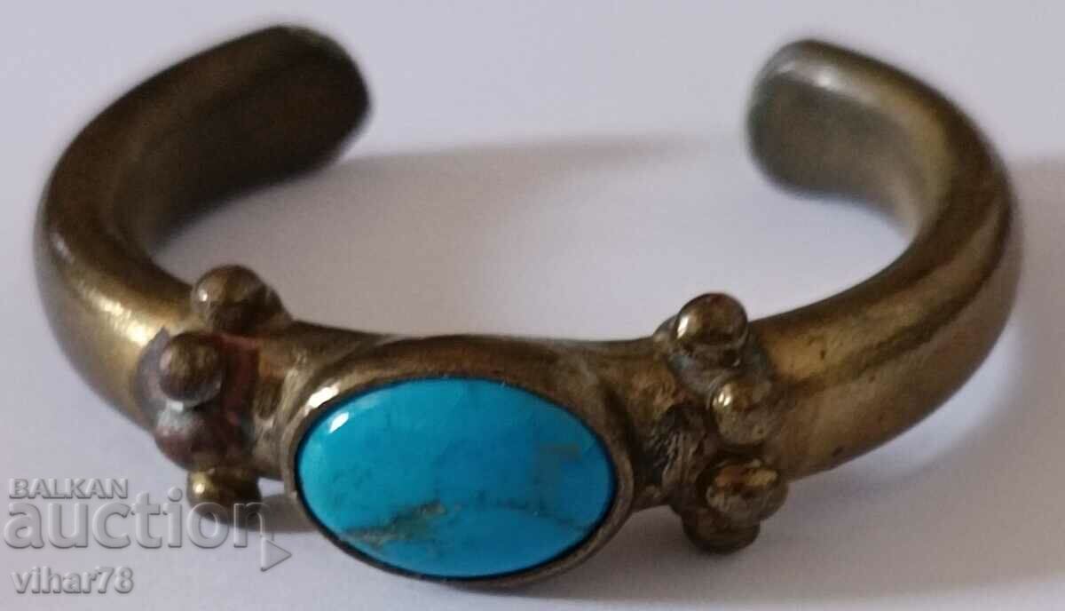 Bratara metalica dama cu preț 29.99 BGN | € 15.33 Bratara metalica dama cu preț 29.99 BGN | € 15.33