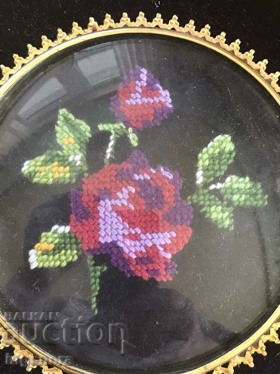 Delivery of TAPESTRY SEWED PANEL WOODEN FRAME METAL FITTINGS