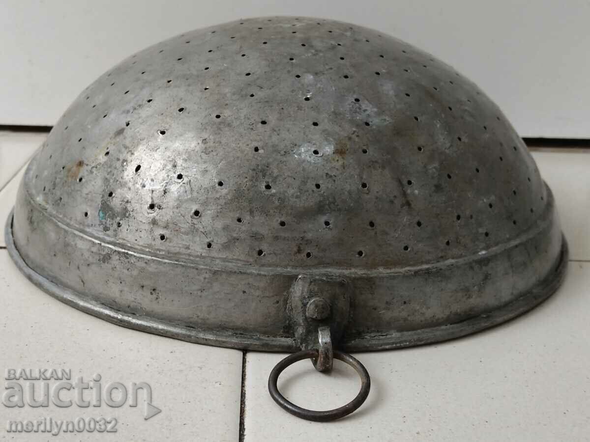 Παλιό χάλκινο τρυπητό χάλκινο δοχείο, χάλκινο σουρωτήρι καζάνι καζάνι με τιμή 99.00 BGN | € 50.62 Παλιό χάλκινο τρυπητό χάλκινο δοχείο, χάλκινο σουρωτήρι καζάνι καζάνι με τιμή 99.00 BGN | € 50.62