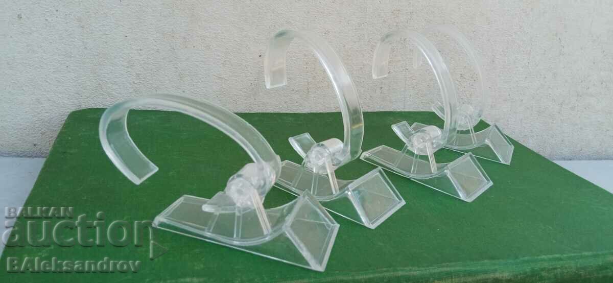 Auction Stands for watches and bracelets Auction Stands for watches and bracelets