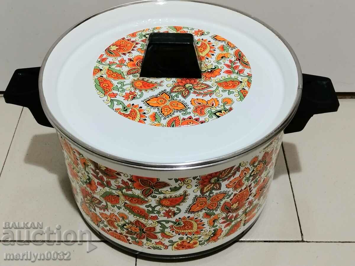 Delivery of Old soup pot, enamel pot, enamel, NRB Delivery of Old soup pot, enamel pot, enamel, NRB