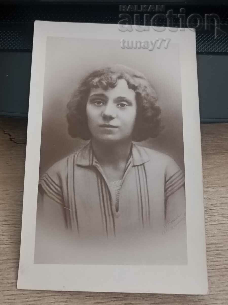 Fotografie veche cândva 1930