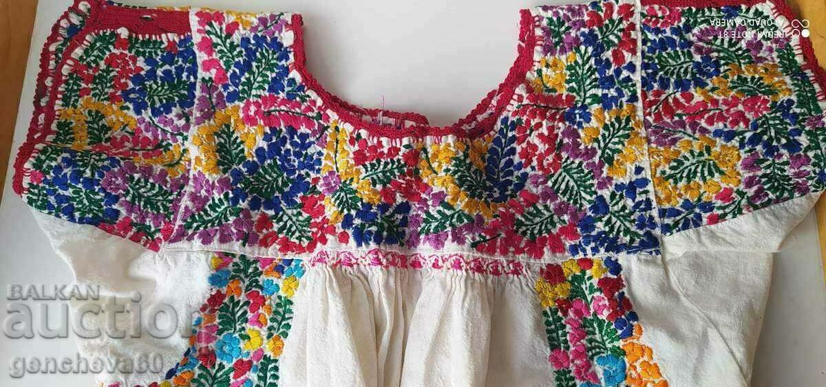 Authentic fringed shirt with rich hand embroidery - 5 Authentic fringed shirt with rich hand embroidery - 5