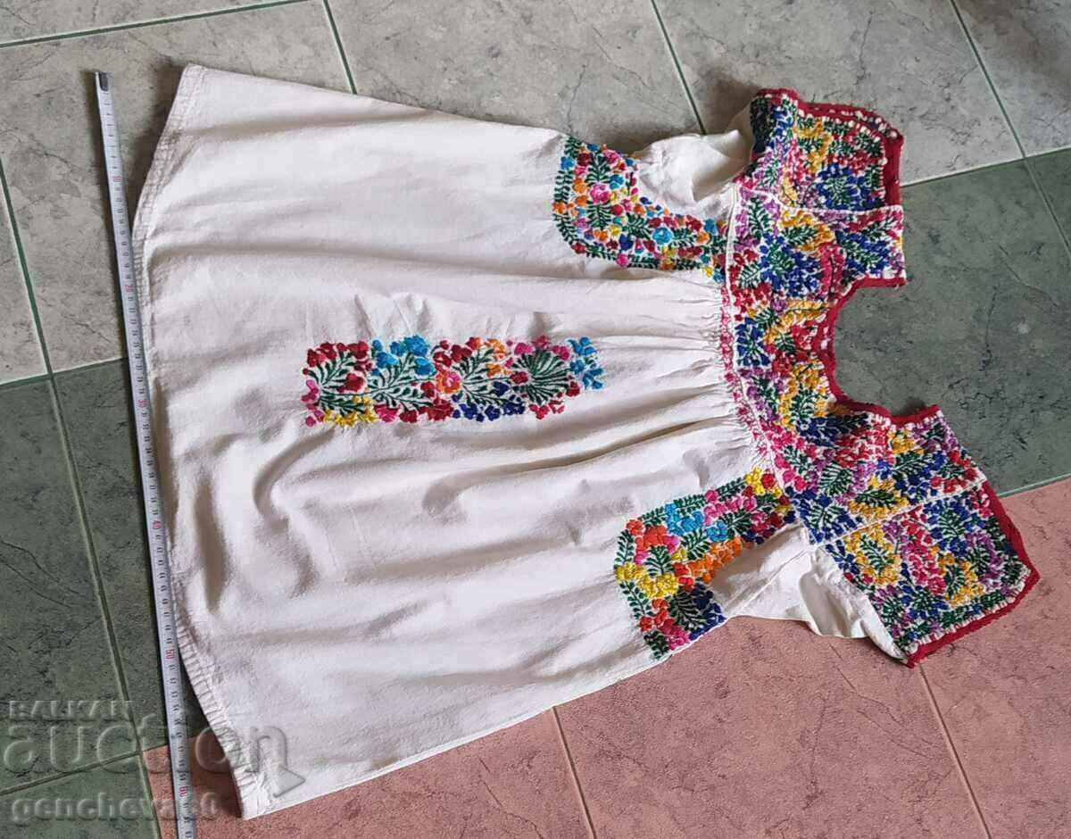 Authentic fringed shirt with rich hand embroidery - 7 Authentic fringed shirt with rich hand embroidery - 7