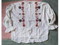 Shirt with embroidery and lace