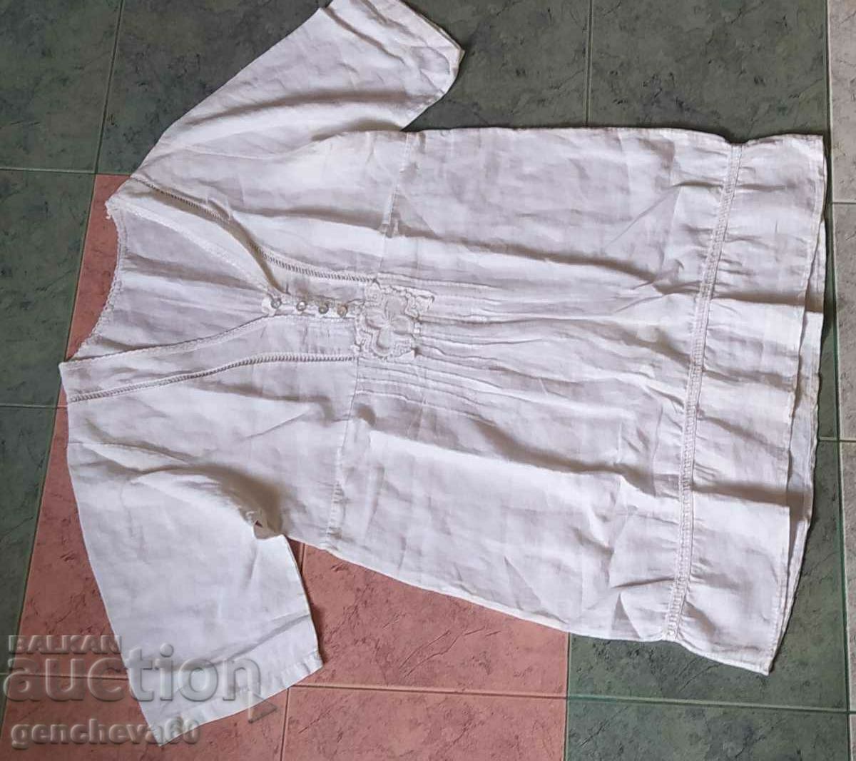 A beautiful linen dress with price 12.00 BGN | € 6.14 A beautiful linen dress with price 12.00 BGN | € 6.14