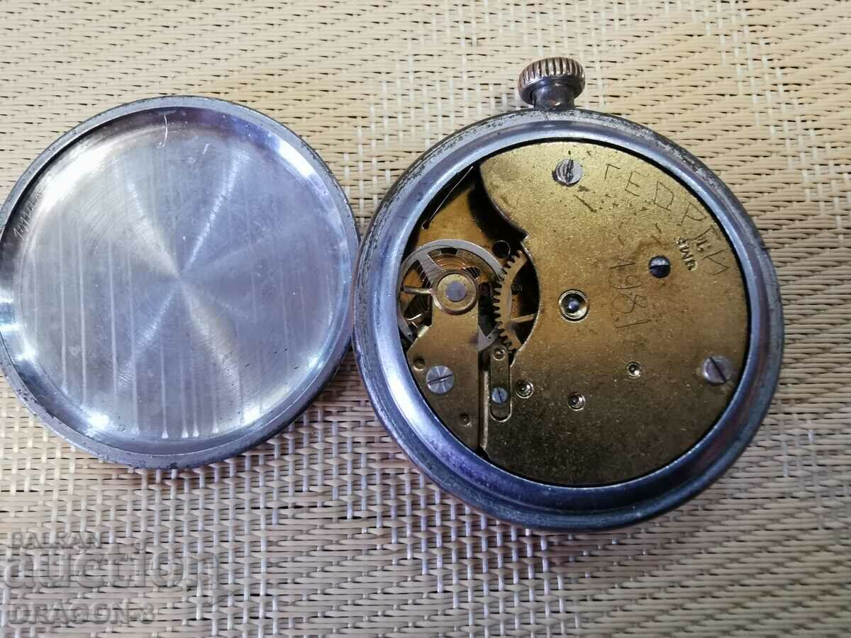 Δημοπρασία UMF,RUHLA,SATURN Δημοπρασία UMF,RUHLA,SATURN