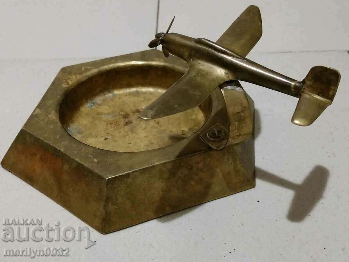 English WW2 Spitfire aircraft ashtray figure - 7 English WW2 Spitfire aircraft ashtray figure - 7