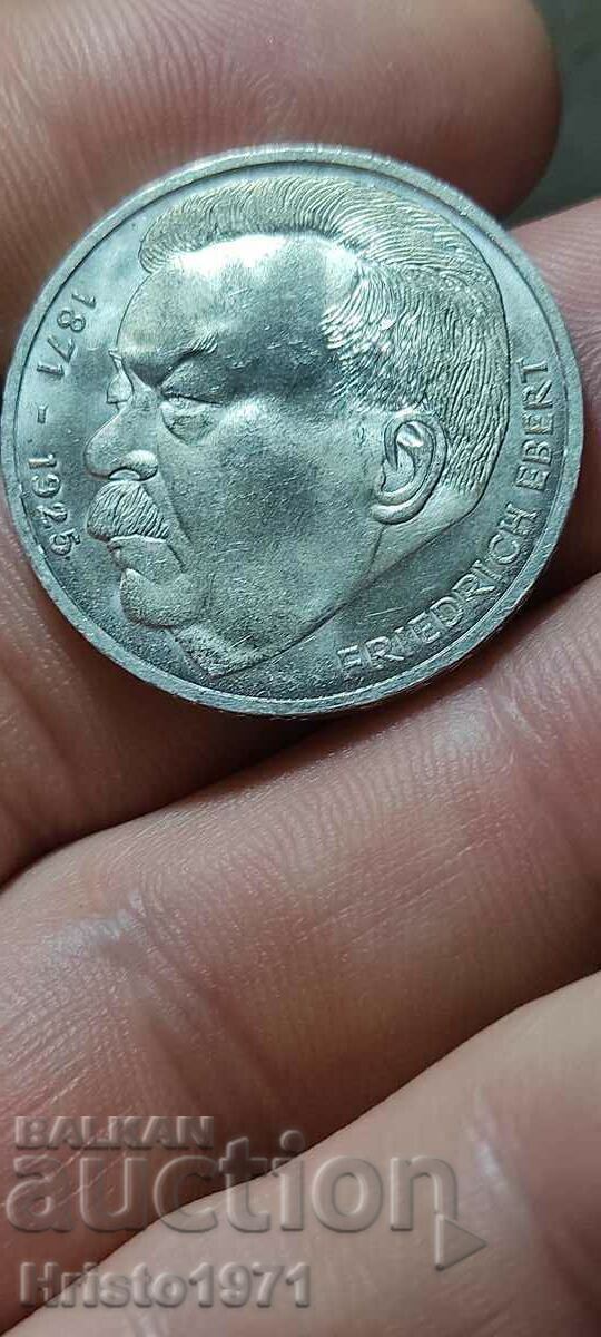 5 stamps 1975 5 stamps 1975