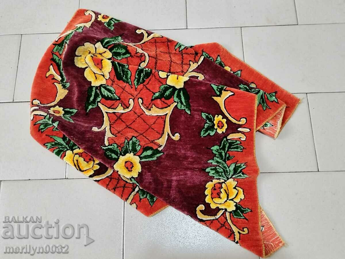 Auction Old plush wall carpet, rug, panel, carpet picture Auction Old plush wall carpet, rug, panel, carpet picture