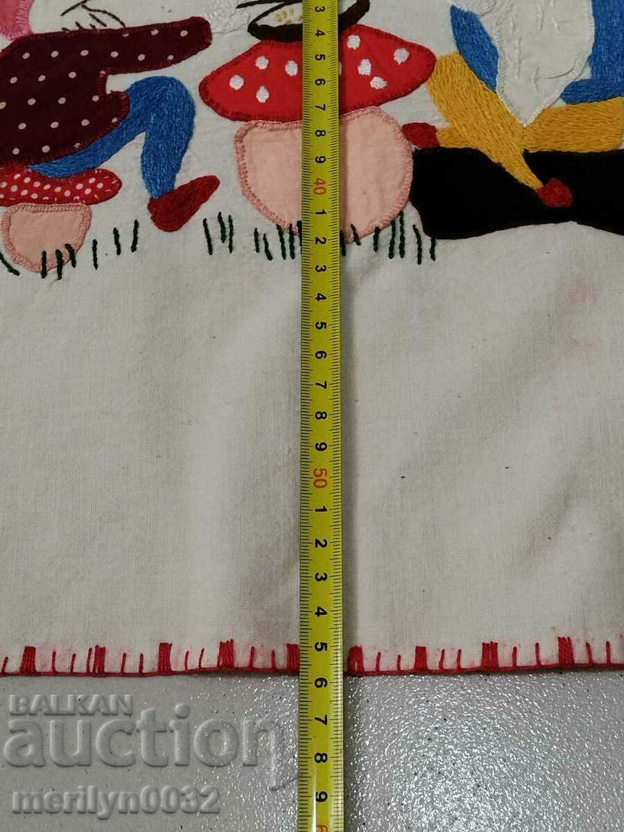 Delivery of Old embroidered nursery wall tapestry panel, rug Delivery of Old embroidered nursery wall tapestry panel, rug