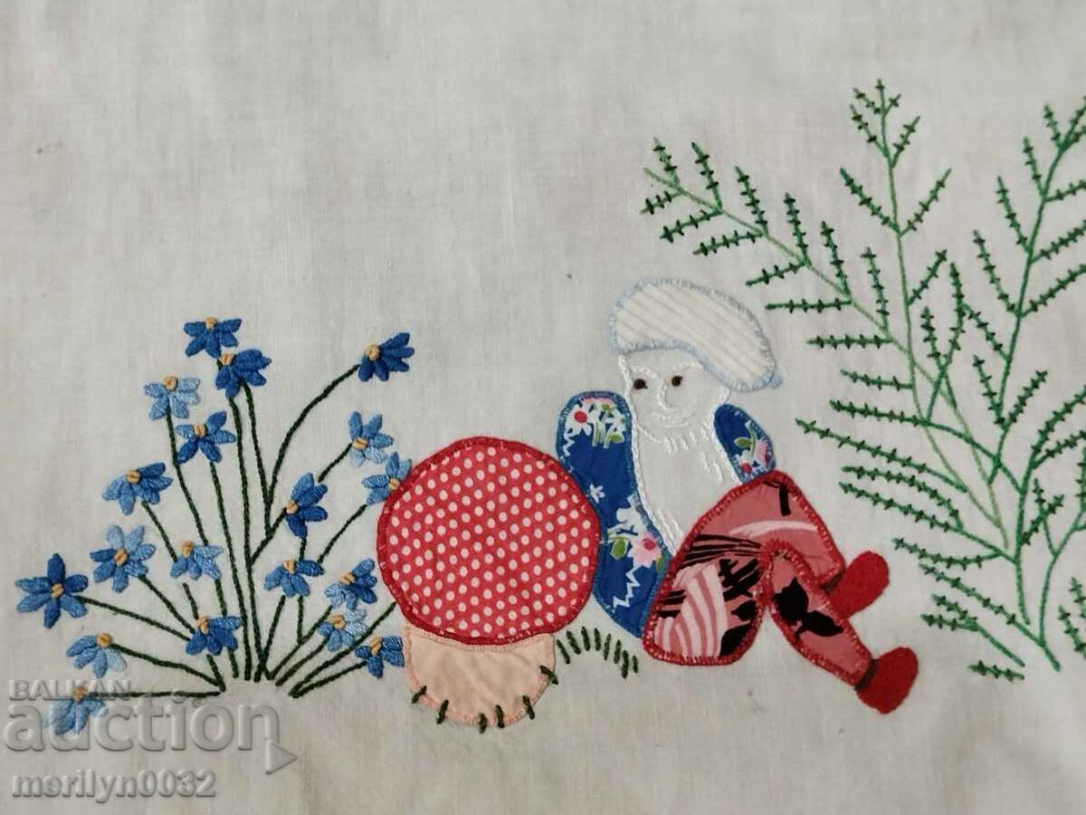 Delivery of Old embroidered nursery wall tapestry panel, rug Delivery of Old embroidered nursery wall tapestry panel, rug