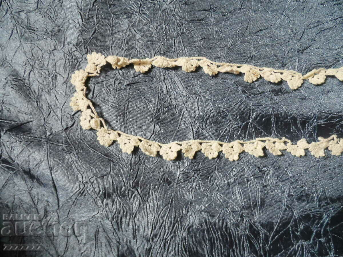 Auction old lace - 1 Auction old lace - 1