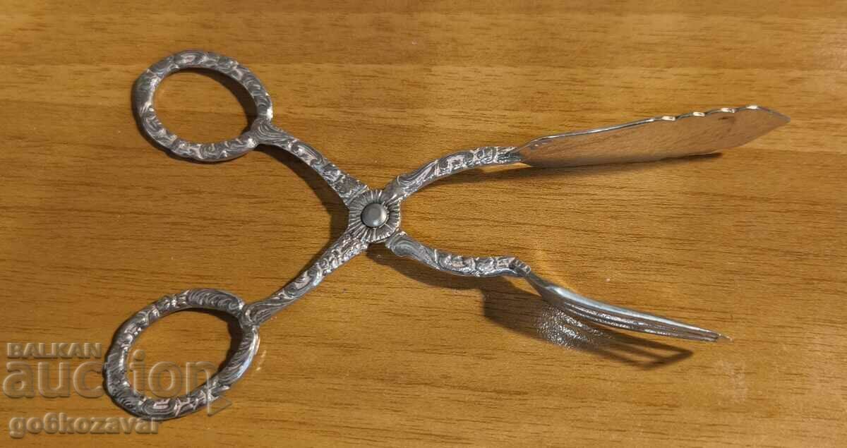 Silver Serving Clip Silver 0.835