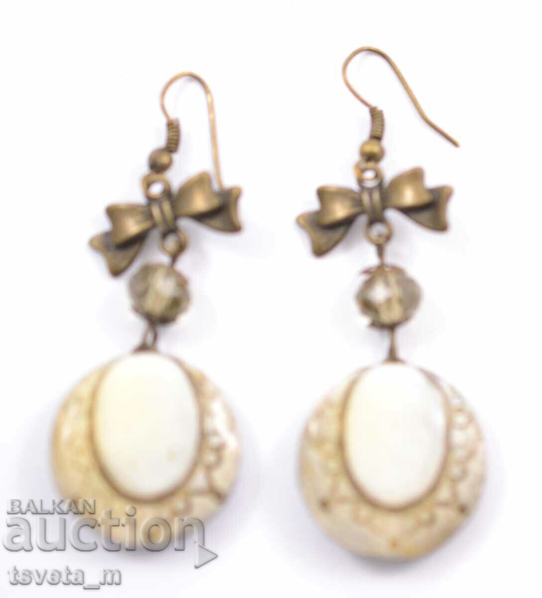 Licitație Cercei Licitație Cercei