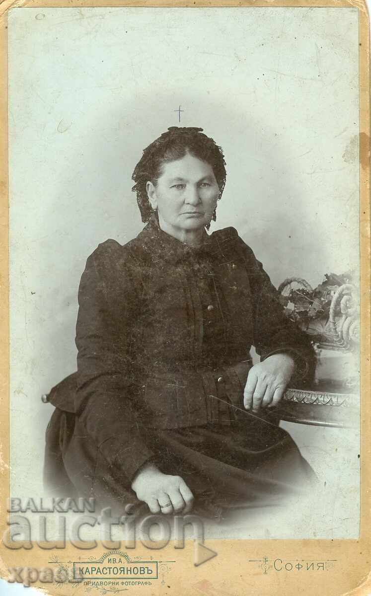 OLD PHOTOGRAPHY - CARDBOARD - IV. KARASTOYANOV - SOFIA - G049 OLD PHOTOGRAPHY - CARDBOARD - IV. KARASTOYANOV - SOFIA - G049