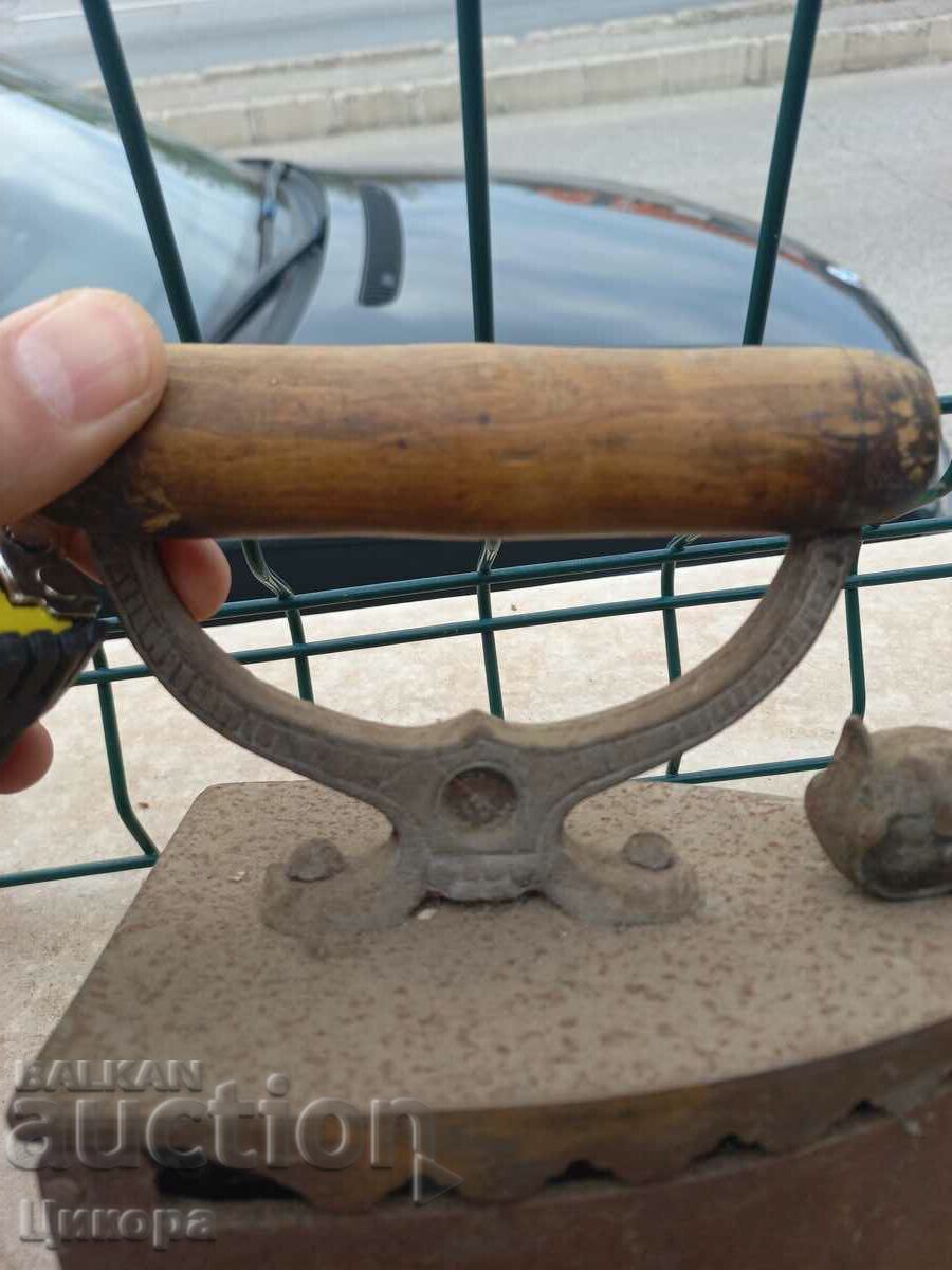 Δημοπρασία ΠΑΛΙΟ ΣΙΔΗΡΟ ΣΕ ΦΡΕΝΟ ΚΑΡΒΟΥΝΟ Δημοπρασία ΠΑΛΙΟ ΣΙΔΗΡΟ ΣΕ ΦΡΕΝΟ ΚΑΡΒΟΥΝΟ