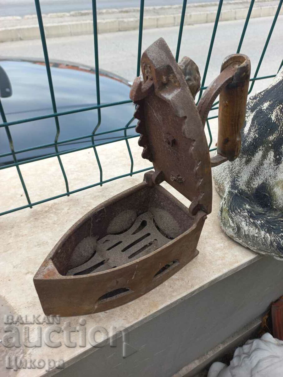 ΠΑΛΙΟ ΣΙΔΗΡΟ ΣΕ ΦΡΕΝΟ ΚΑΡΒΟΥΝΟ - 6 ΠΑΛΙΟ ΣΙΔΗΡΟ ΣΕ ΦΡΕΝΟ ΚΑΡΒΟΥΝΟ - 6