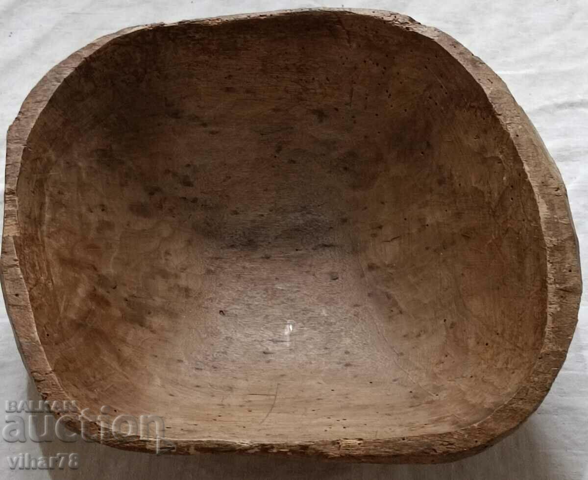 Auction LARGE OLD WOODEN -PLATE -BOWL Auction LARGE OLD WOODEN -PLATE -BOWL