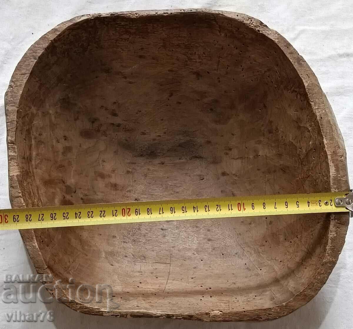 Доставка на ГОЛЯМА СТАРА ДЪРВЕНА -ЧИНИЯ -КУПА