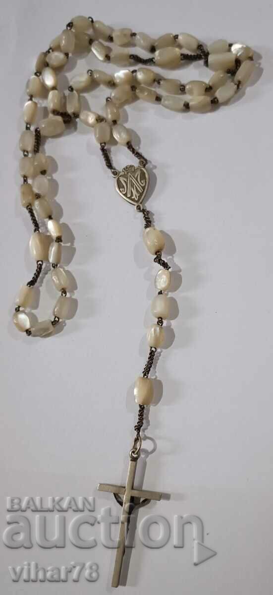 Delivery of Old rosary with mother of pearl Delivery of Old rosary with mother of pearl