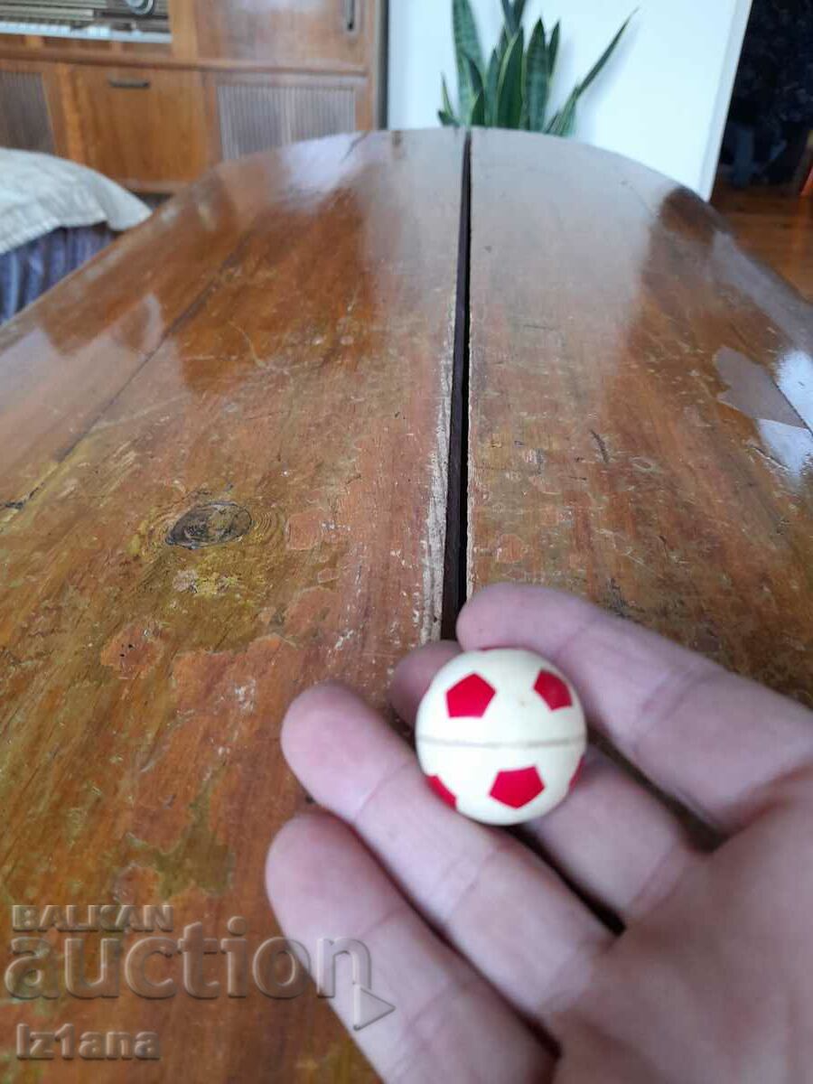 Old bouncy ball with price 7.00 BGN | € 3.58