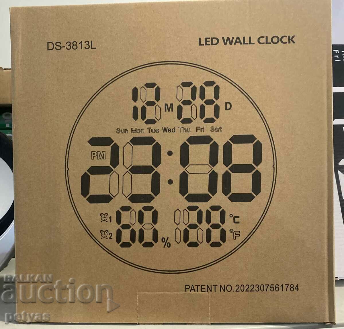 Delivery of LED clock with time, week, temperature humidity + distances
