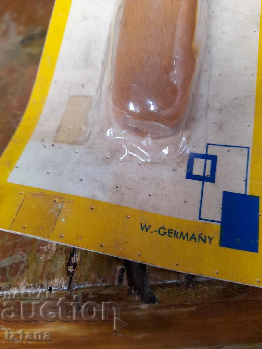 Old wallpaper roller - 5 Old wallpaper roller - 5