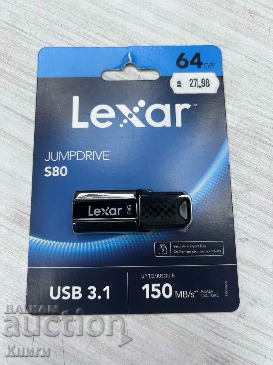 Memorie flash Lexar de 64 GB