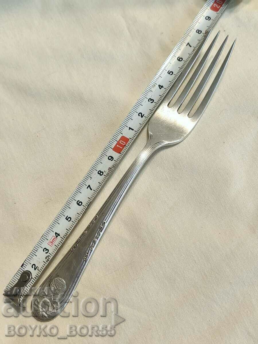 Old Silver Fork of Mongolian Tourist Company ZHUULCHIN