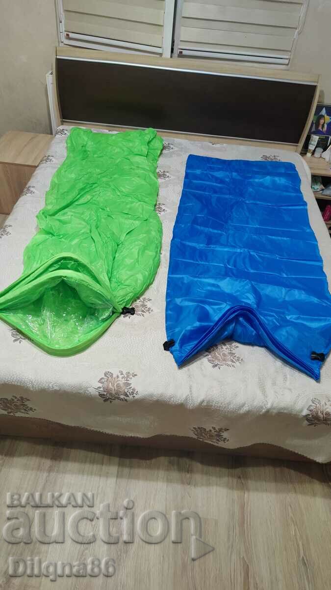 Inflatable bed for camping or beach