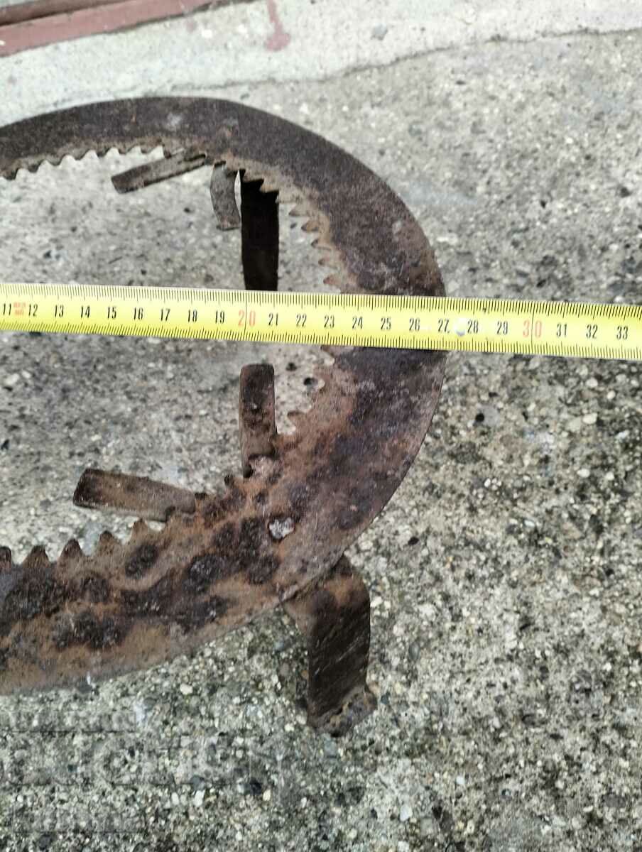 pirostia veche cu preț 14.99 BGN | € 7.66 pirostia veche cu preț 14.99 BGN | € 7.66