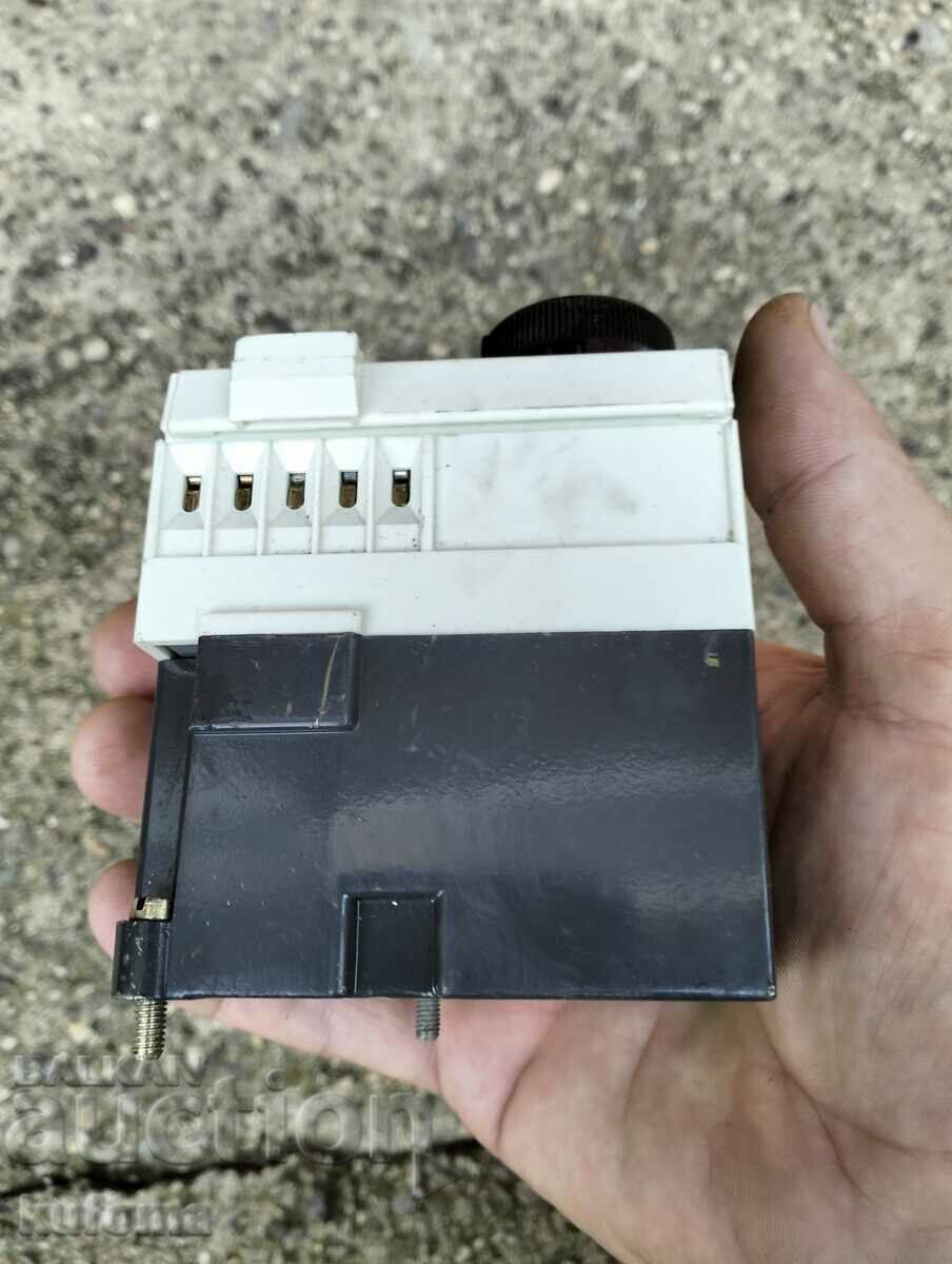 Auction Relay controller timer Auction Relay controller timer