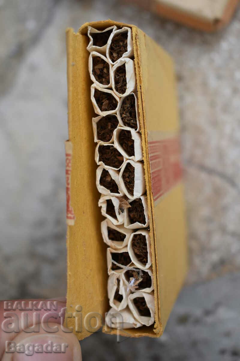 Old cigarette packs with price 60.00 BGN | € 30.68 Old cigarette packs with price 60.00 BGN | € 30.68