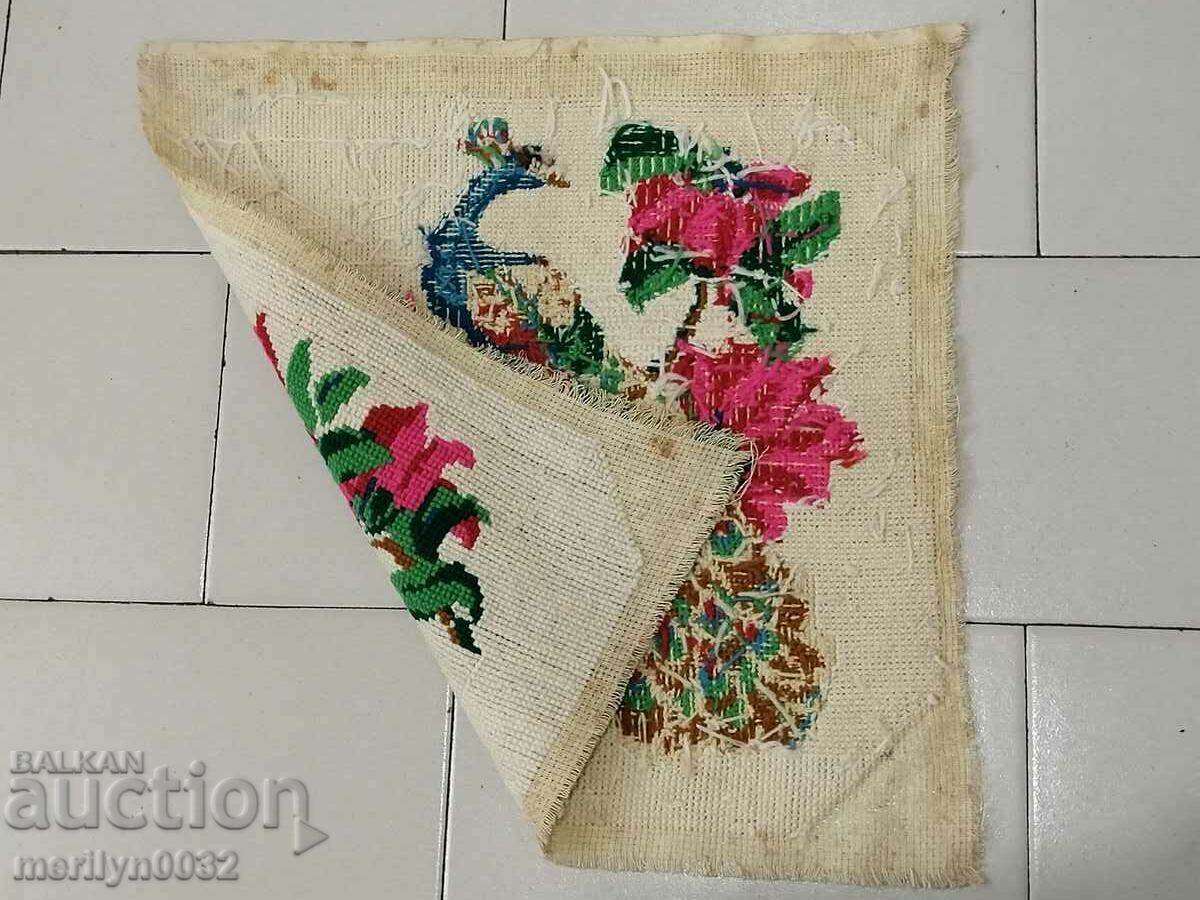 Broderie bulgareasca patrata brodata pentru perna - 5 Broderie bulgareasca patrata brodata pentru perna - 5