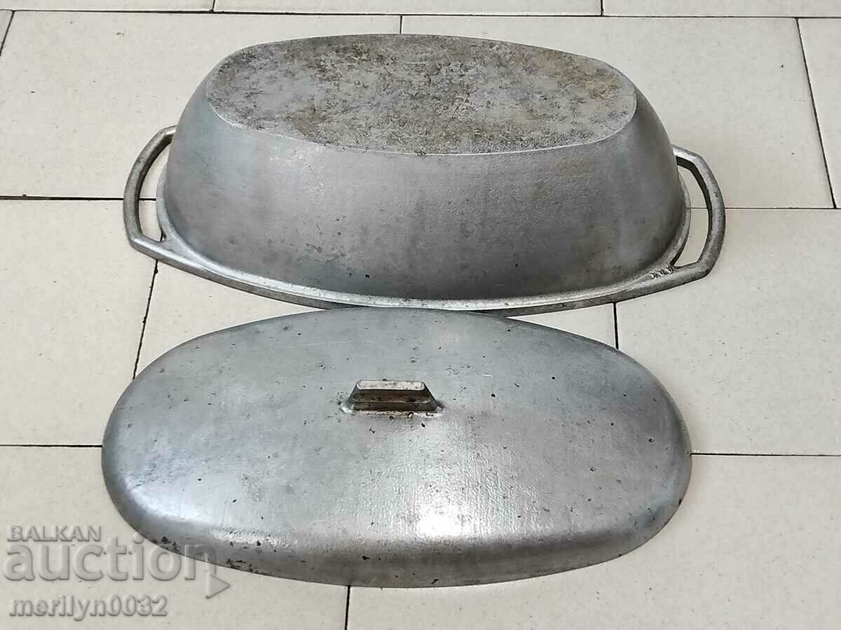 Delivery of Old aluminum casserole dish USSR casserole dish casserole Delivery of Old aluminum casserole dish USSR casserole dish casserole