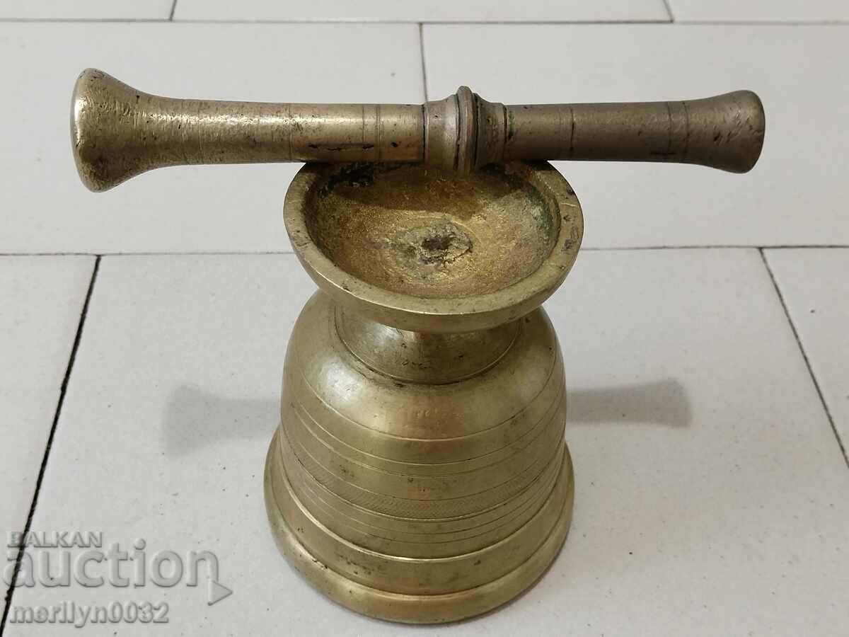 Old bronze mortar, pestle, mortar with price 69.00 BGN | € 35.28 Old bronze mortar, pestle, mortar with price 69.00 BGN | € 35.28