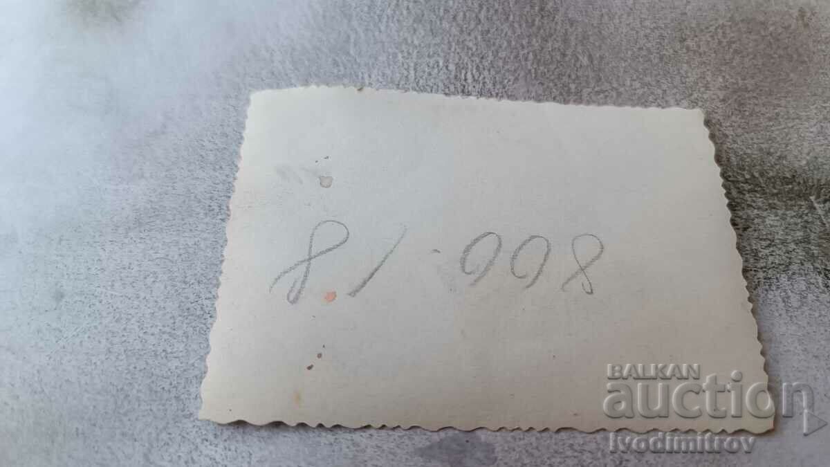 Foto Sofia Două femei la plimbare cu preț 2.35 BGN | € 1.20 Foto Sofia Două femei la plimbare cu preț 2.35 BGN | € 1.20