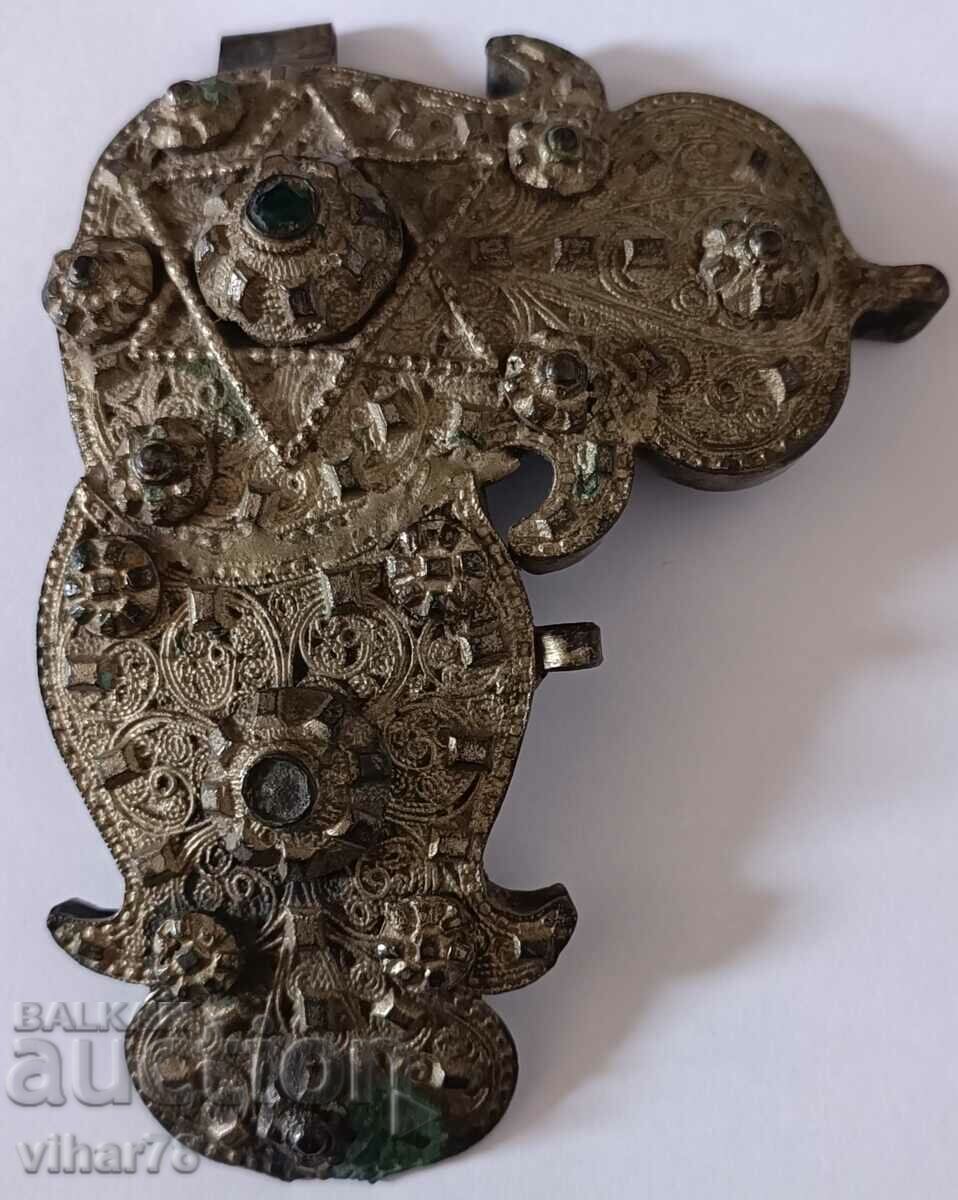 Delivery of half of the paft Delivery of half of the paft