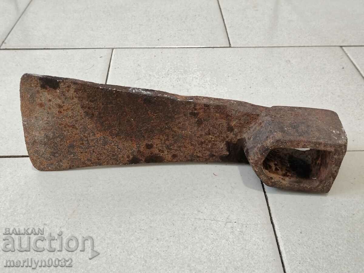 Auction Old forged turnhoe, wrought iron, hoe, blade, axe Auction Old forged turnhoe, wrought iron, hoe, blade, axe