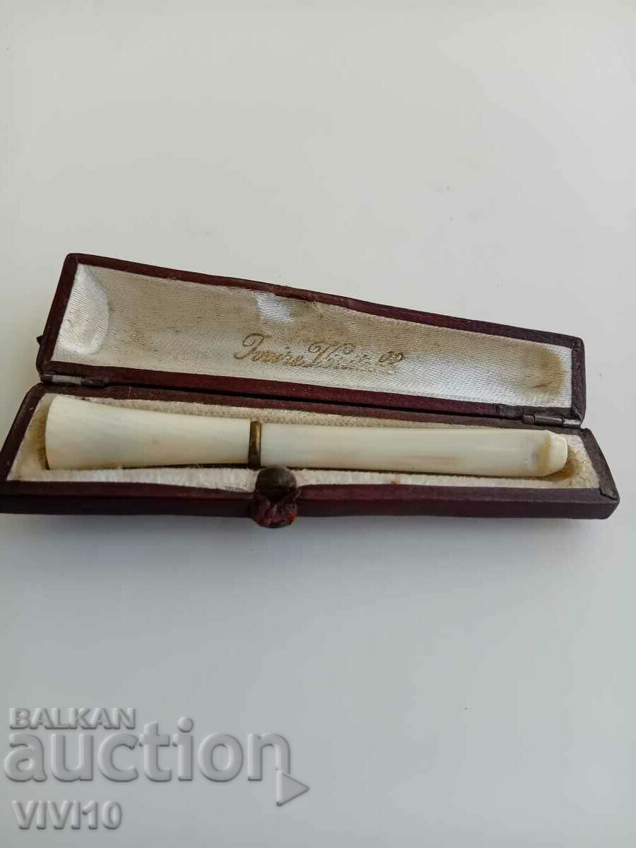 Original ivory cigarette