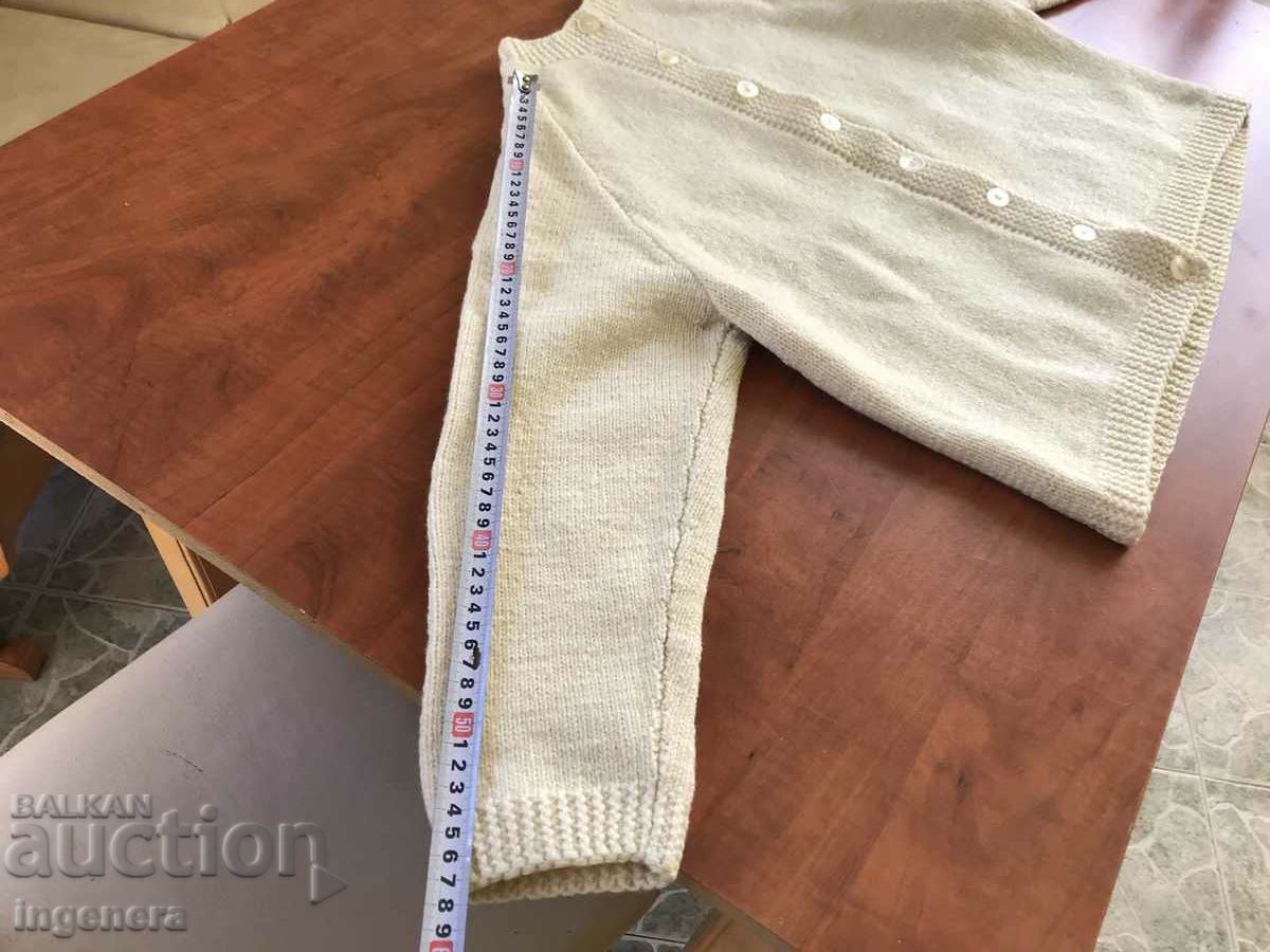 HAND KNIT WOOL VEST NEW - 6 HAND KNIT WOOL VEST NEW - 6