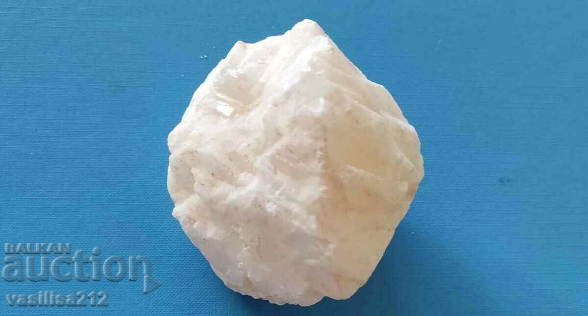 Mineral, large calcite