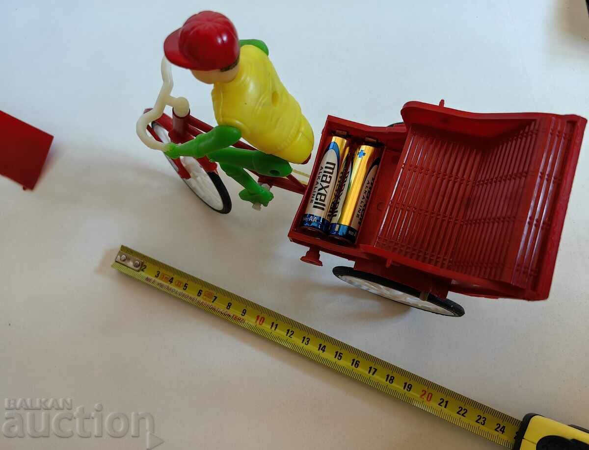 SOC CHINESE MECHANICAL TOY BATTERIES BOX CYCLER with price 49.00 BGN | € 25.05 SOC CHINESE MECHANICAL TOY BATTERIES BOX CYCLER with price 49.00 BGN | € 25.05