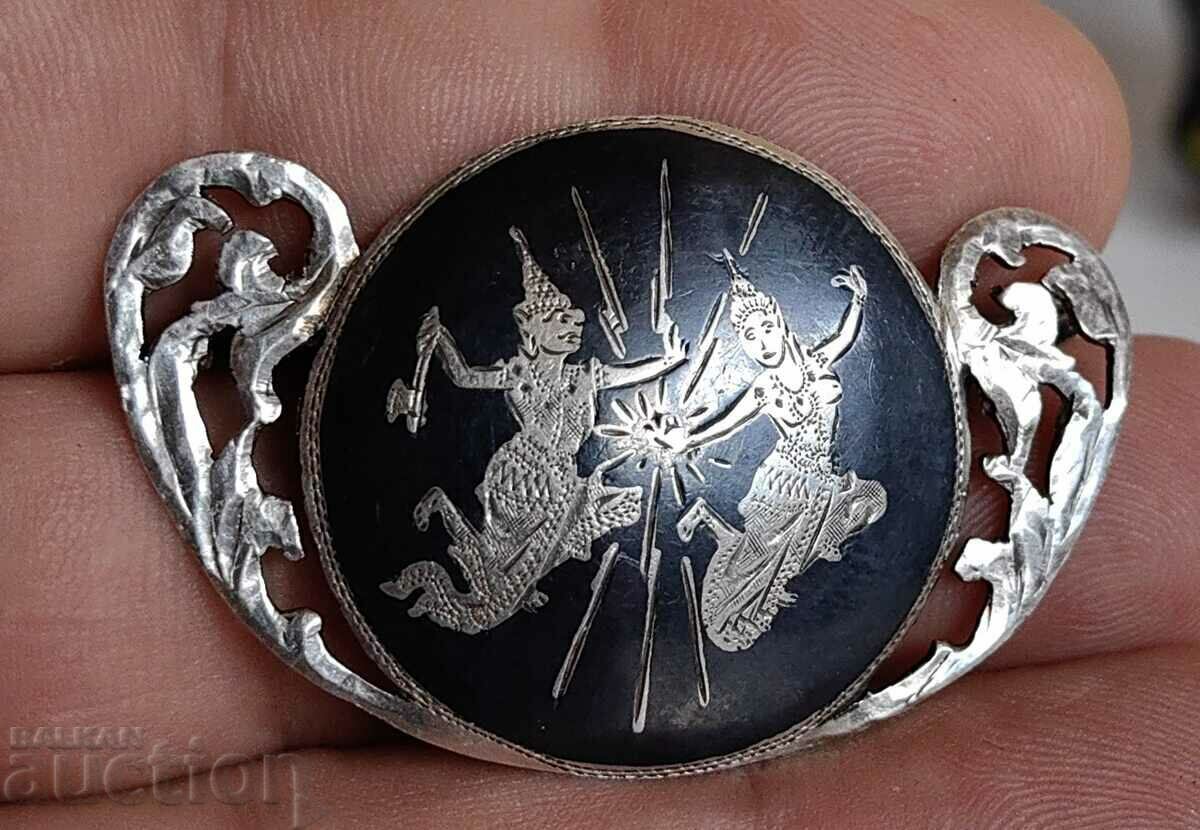 OLD LARGE 925 STERLING SILVER BROOCH