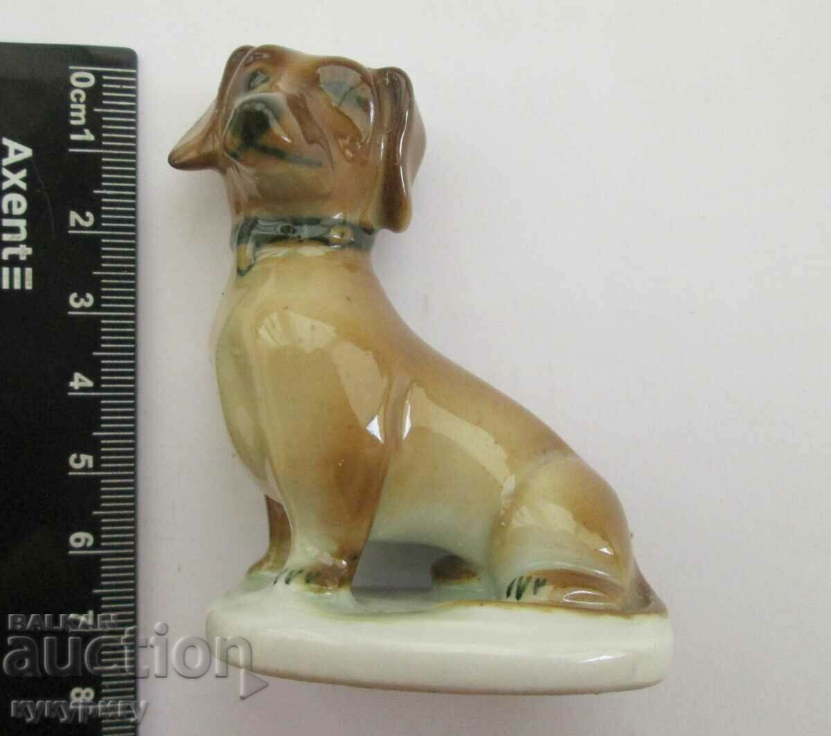 Old small porcelain statuette figure of a Dachshund dog - 6 Old small porcelain statuette figure of a Dachshund dog - 6